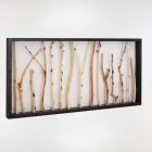 cuadro de ramas blancas con el marco en color wengue